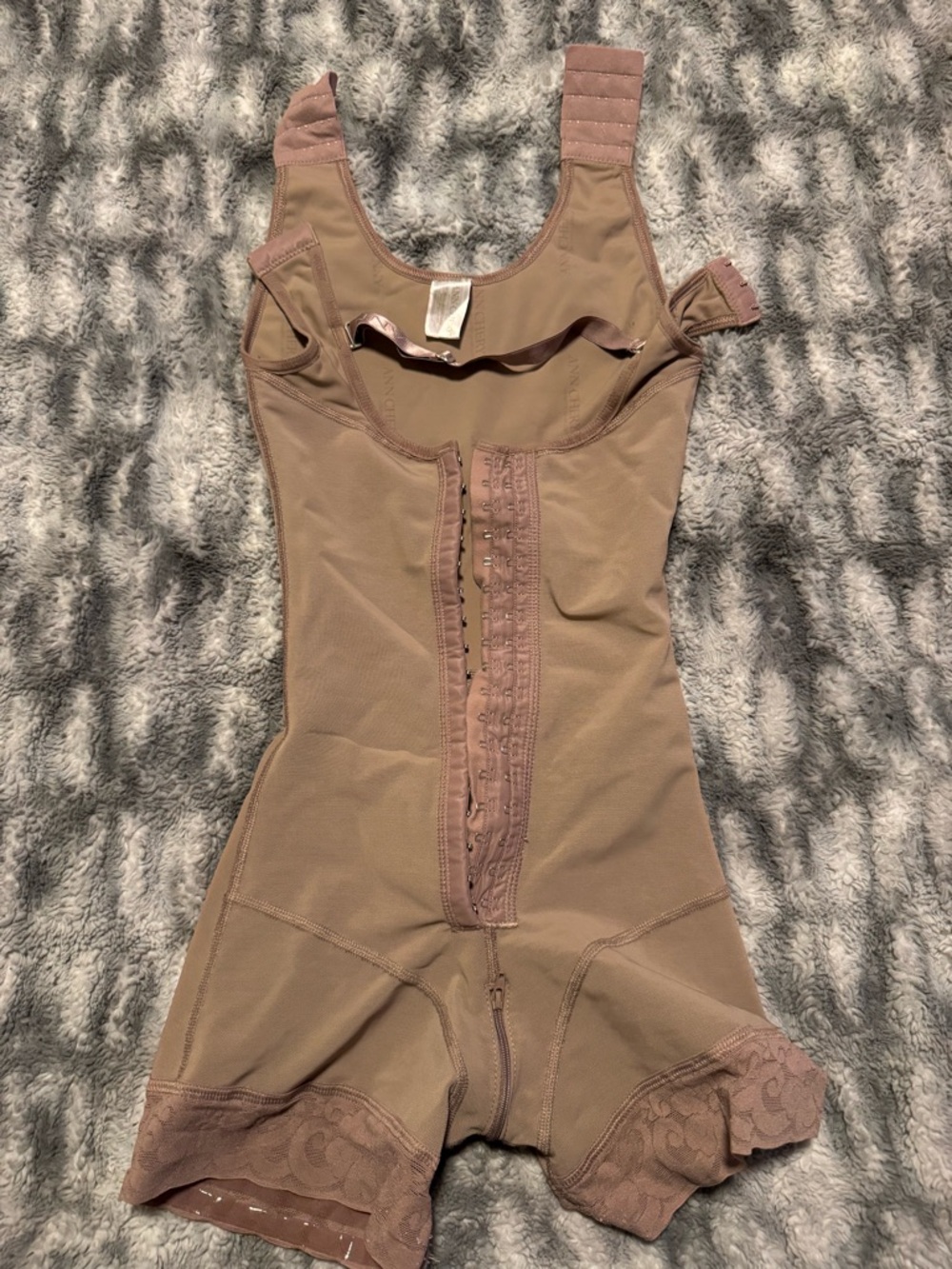 Ann Chery Mauve-Taupe Sculpting Bodysuit  Faja Colombiana